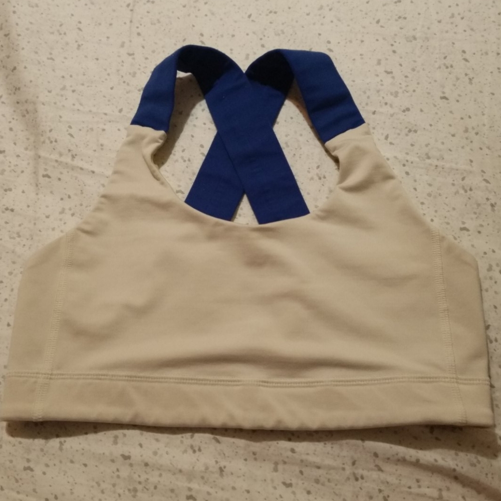 Lululemon Wide strap sport bra